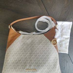 Michael Kors Aria Large
